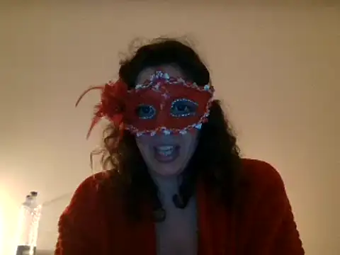 couple-tuga online show from October 31, 11:33 pm