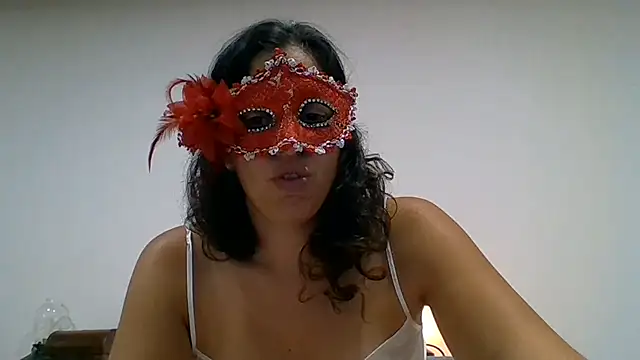 Snapshot of couple-tuga chatting on June 29, 10:53 pm couple-tuga online show from June 29, 10:53 pm