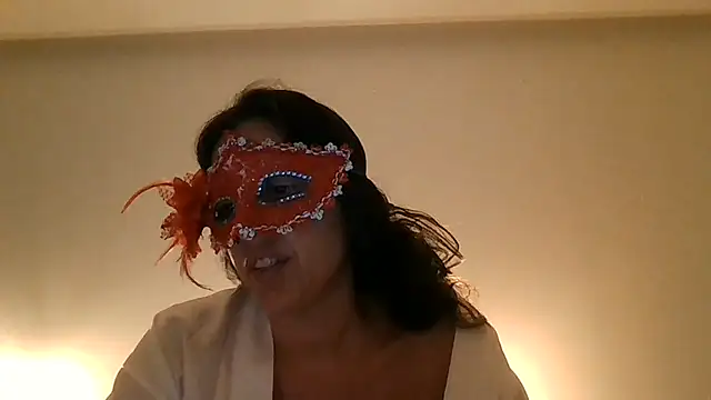 Snapshot of couple-tuga chatting on July 6, 10:01 pm couple-tuga online show from July 6, 10:01 pm