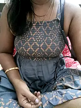 Snapshot of Tamil_Vishalini chatting on January 12, 4:30 am Tamil Vishalini online show from January 12, 4:30 am