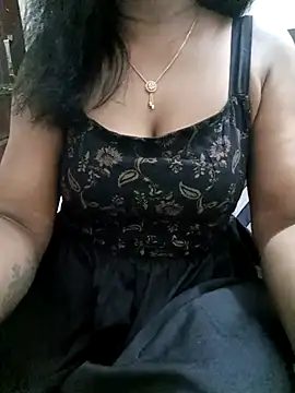 Snapshot of Tamil_Vishalini chatting on May 9, 6:22 pm Tamil Vishalini online show from May 9, 6:22 pm