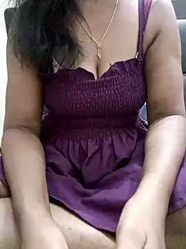 Snapshot of Tamil_Vishalini chatting on May 7, 11:35 am Tamil Vishalini online show from May 7, 11:35 am