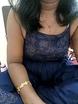 Tamil Vishalini online show from November 7, 3:44 am