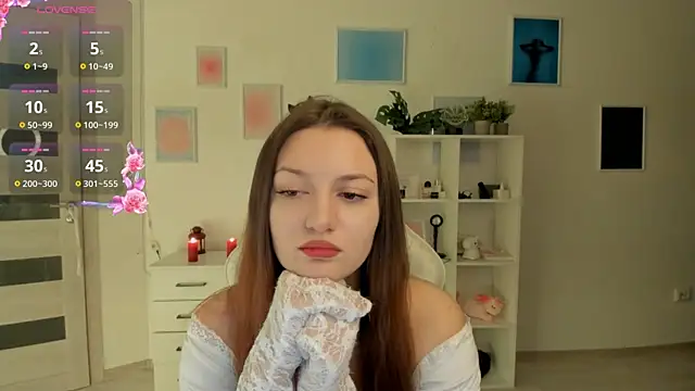 Snapshot of MiaVixxen chatting on November 28, 3:07 am MiaVixxen online show from November 28, 3:07 am