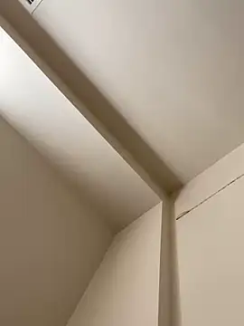 Snapshot of DamnBubbles chatting on January 17, 8:22 pm DamnBubbles online show from January 17, 8:22 pm