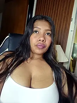 PaulaOrtiz 1 online show from December 14, 3:24 am