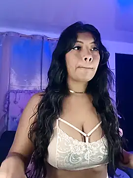 Snapshot of PaulaOrtiz_1 chatting on January 23, 10:22 am PaulaOrtiz 1 online show from January 23, 10:22 am