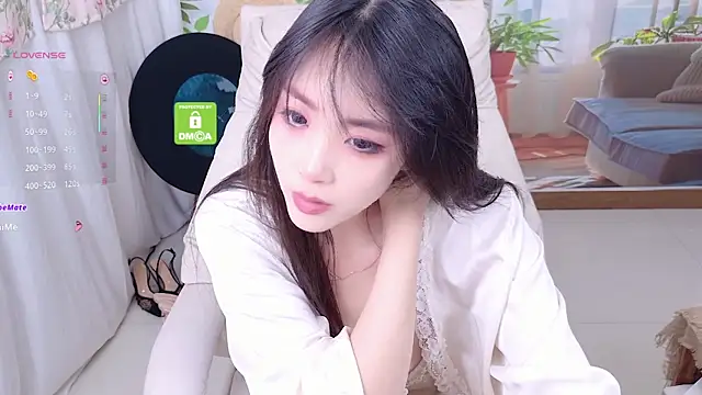 Snapshot of xiaotiantian-76 chatting on June 25, 2:20 am xiaotiantian-76 online show from June 25, 2:20 am
