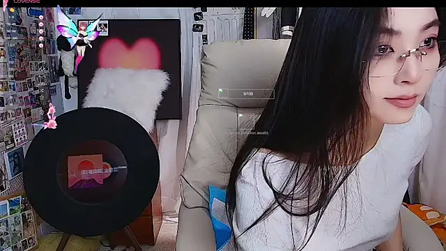 xiaotiantian-76 online show from December 3, 2:12 am