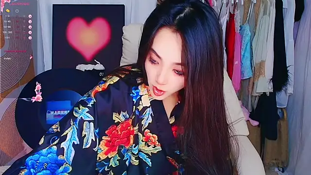 xiaotiantian-76 online show from November 15, 12:20 pm