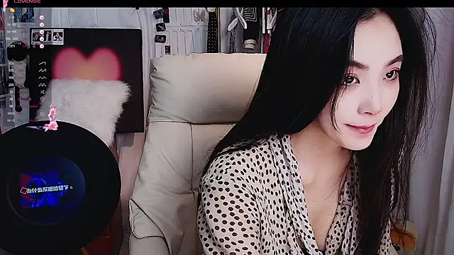 xiaotiantian-76 online show from December 1, 1:50 am