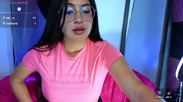 Snapshot of Gretta_Hot chatting on January 22, 3:52 am Gretta Hot online show from January 22, 3:52 am