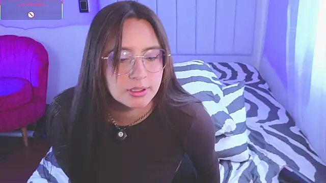 Snapshot of Gretta_Hot chatting on January 13, 2:54 pm Gretta Hot online show from January 13, 2:54 pm