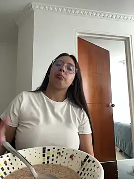 Snapshot of Gretta_Hot chatting on February 17, 2:17 pm Gretta Hot online show from February 17, 2:17 pm