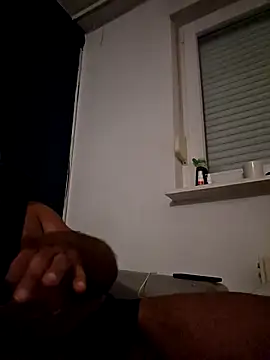 Snapshot of Insaneman1 chatting on October 10, 11:27 pm Insaneman1 online show from October 10, 11:27 pm