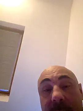 Snapshot of Insaneman1 chatting on February 19, 4:26 pm Insaneman1 online show from February 19, 4:26 pm