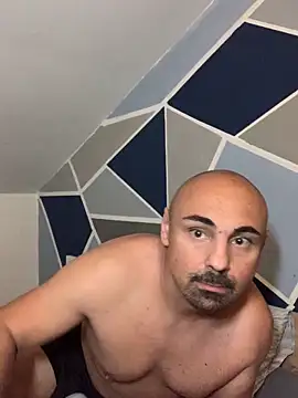 Snapshot of Insaneman1 chatting on June 16, 9:15 pm Insaneman1 online show from June 16, 9:15 pm