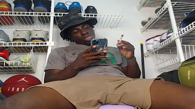 Bigbryson11 online show from August 8, 3:35 am