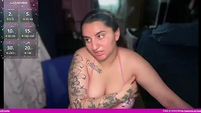 Snapshot of mamifresita chatting on June 15, 1:06 am mamifresita online show from June 15, 1:06 am