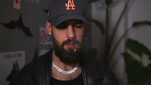 HairyRobxxx online show from November 7, 8:24 pm