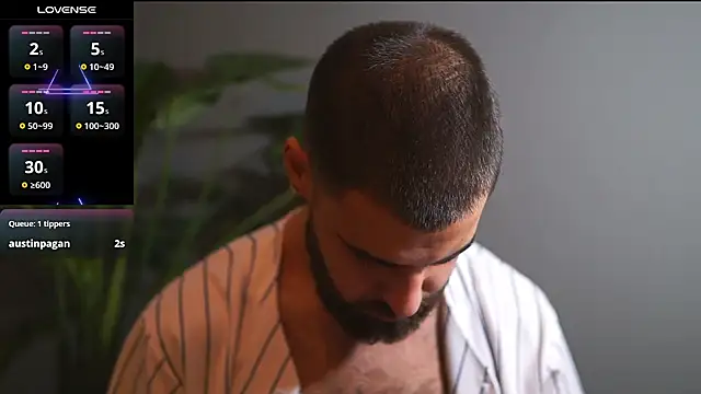HairyRobxxx online show from September 27, 5:30 pm