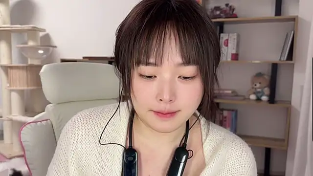 Chenjing0 online show from March 26, 12:47 pm