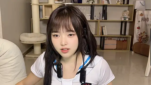Snapshot of Chenjing0 chatting on October 5, 2:24 am Chenjing0 online show from October 5, 2:24 am