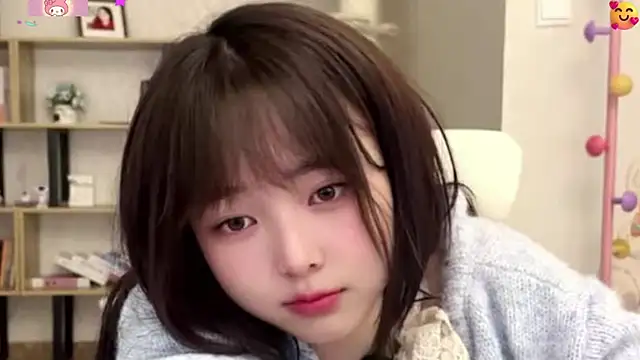 Chenjing0 online show from July 15, 12:56 pm