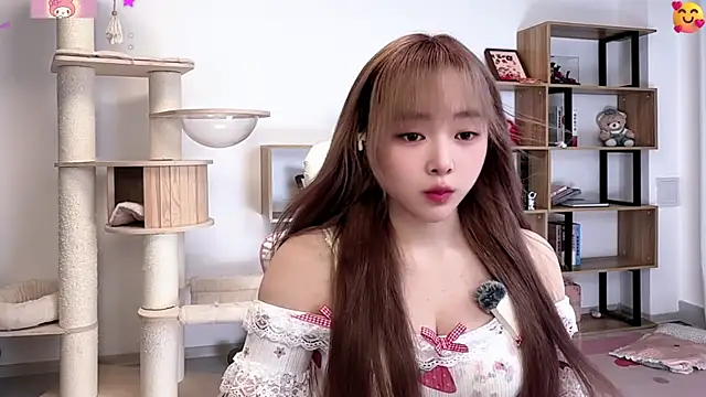 Chenjing0 online show from June 30, 12:27 pm