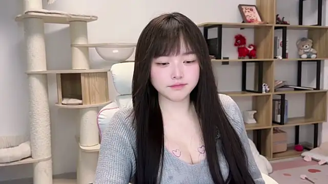 Chenjing0 online show from May 11, 2:45 pm