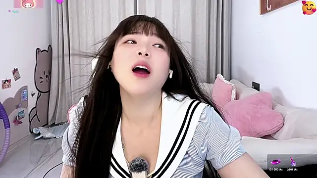 Chenjing0 online show from July 25, 3:18 pm