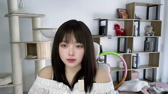 Chenjing0 online show from April 19, 5:08 am