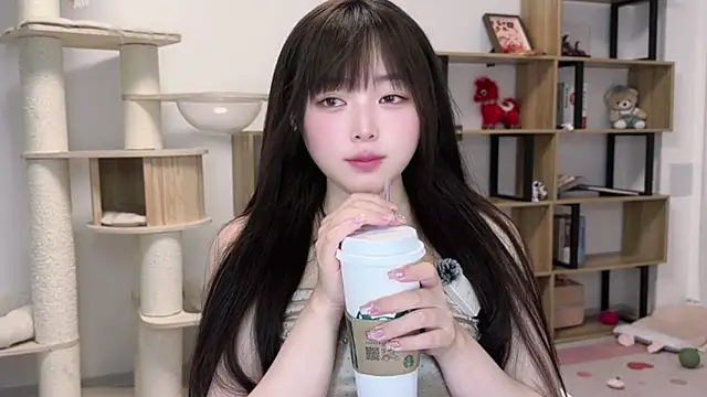 Chenjing0 online show from May 12, 12:11 pm