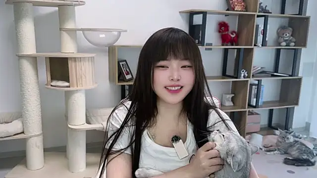 Chenjing0 online show from May 2, 5:23 am