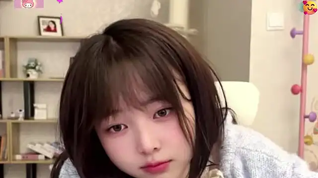 Chenjing0 online show from June 2, 7:19 am