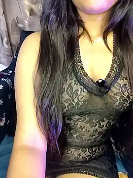 Hot  sallie online show from April 14, 7:13 am