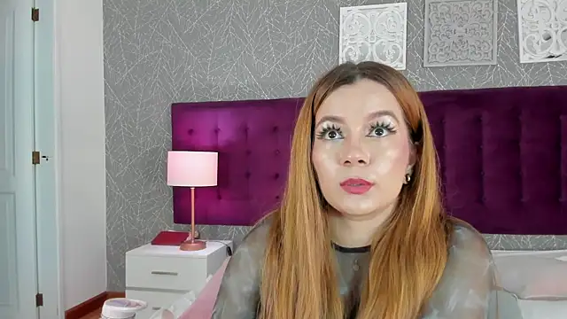Snapshot of LiaCathaleya chatting on May 23, 8:41 pm LiaCathaleya online show from May 23, 8:41 pm