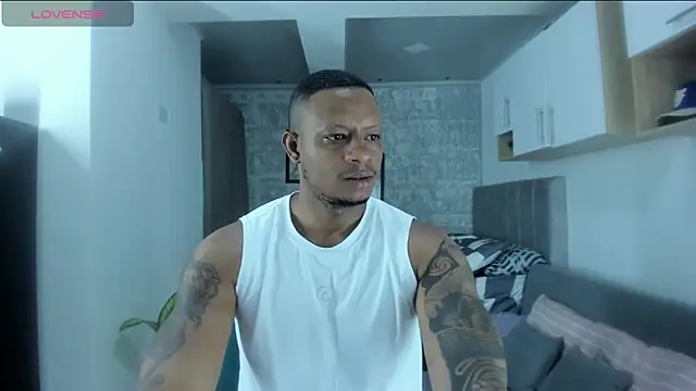 Snapshot of Josep_Ston chatting on October 15, 7:11 pm Josep Ston online show from October 15, 7:11 pm