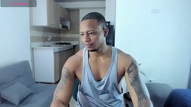 Snapshot of Josep_Ston chatting on October 23, 10:08 pm Josep Ston online show from October 23, 10:08 pm