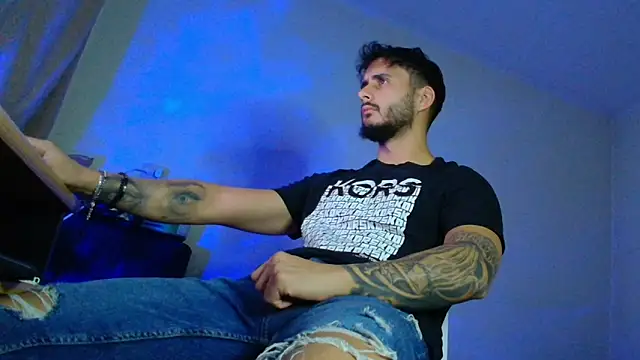 XanderCage99 online show from October 12, 3:41 am