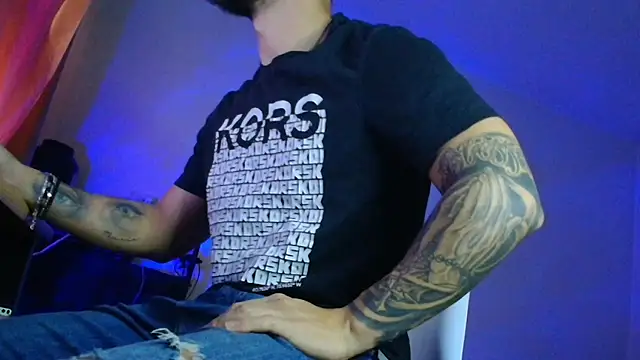 XanderCage99 online show from November 4, 8:07 am