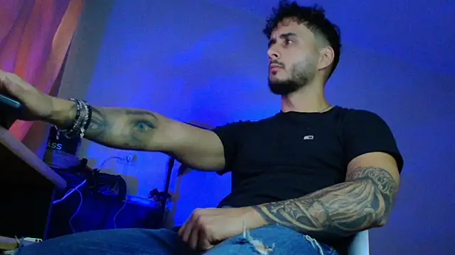 XanderCage99 online show from November 6, 7:56 am