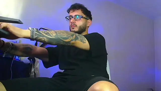 XanderCage99 online show from June 3, 3:50 pm