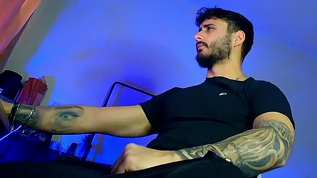 XanderCage99 online show from December 21, 10:50 am