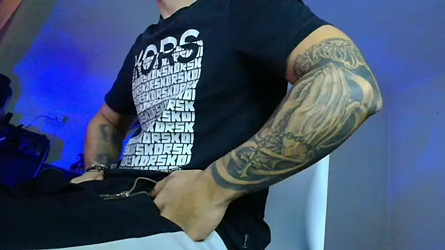 XanderCage99 online show from November 15, 7:56 am