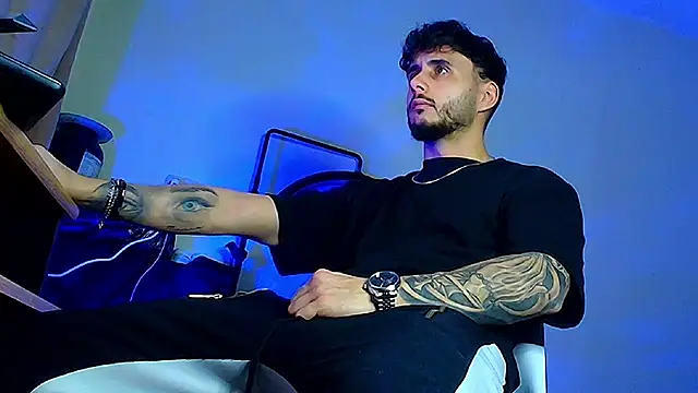 XanderCage99 online show from February 16, 7:45 pm