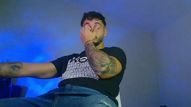 XanderCage99 online show from September 11, 2:44 am