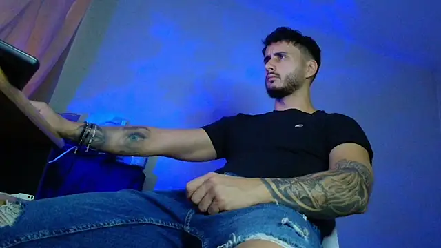 XanderCage99 online show from October 16, 5:16 am