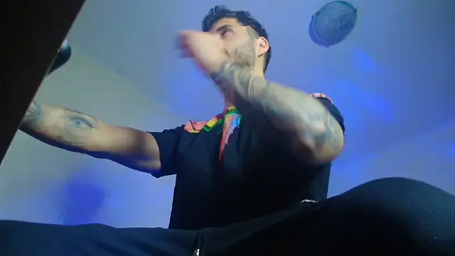 XanderCage99 online show from March 11, 5:13 am