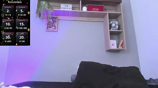 Snapshot of Emilio_Wolf chatting on December 22, 4:07 pm Emilio Wolf online show from December 22, 4:07 pm